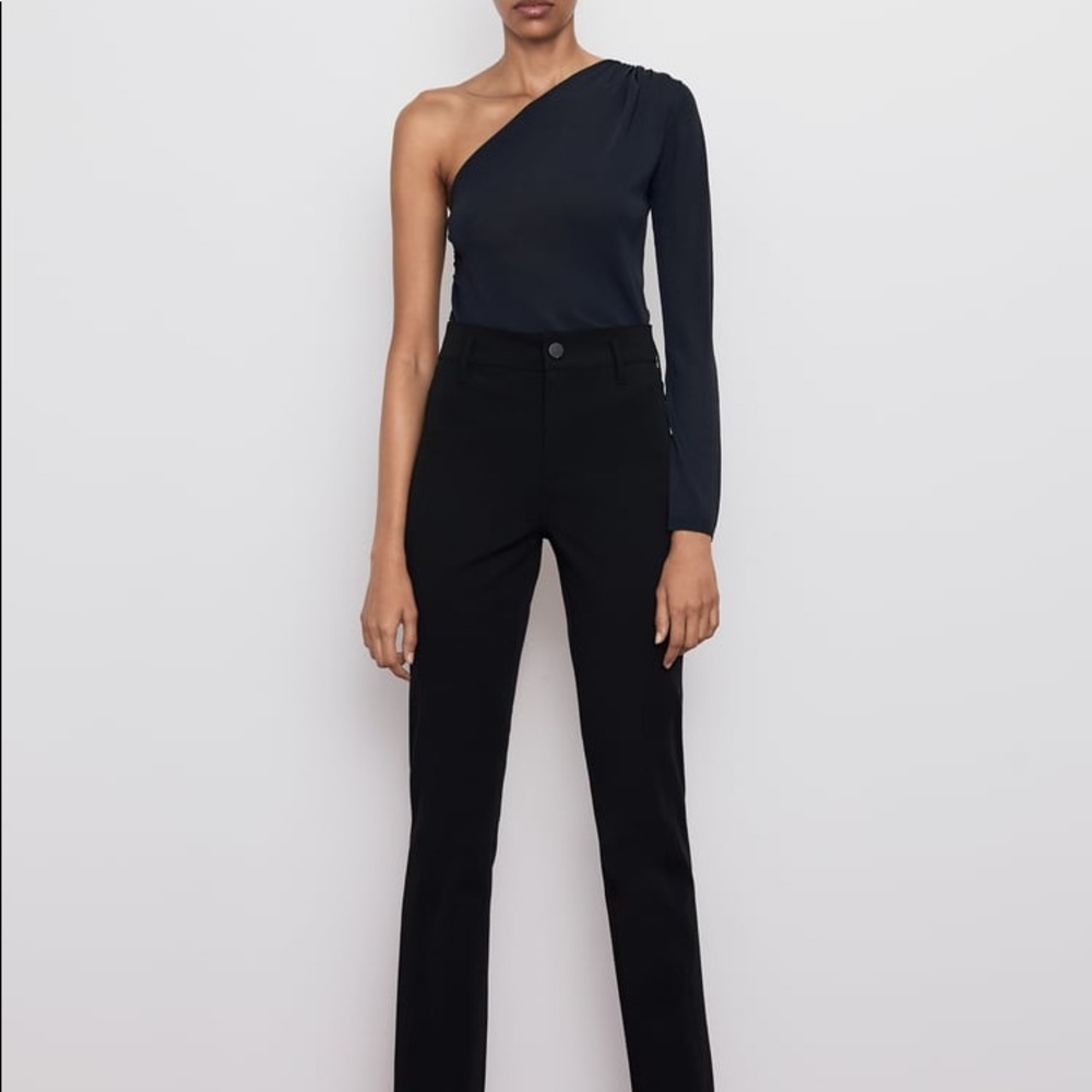 Assymetrical zara top.
